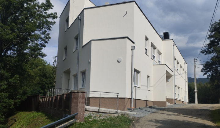 Nadstavba a prístavba ZŠ a MŠ v obci Cigeľka 